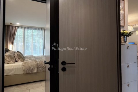 Condominio de 1 dormitorio en Bang Lamung, Tailandia № 134779 - foto 13