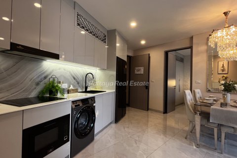 Condominio de 2 dormitorios en Bang Lamung, Tailandia № 134778 - foto 4