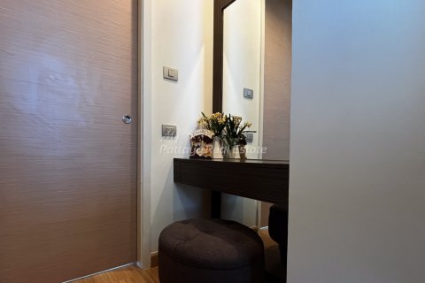 Condominio de 2 dormitorios en Bang Lamung, Tailandia № 134776 - foto 16