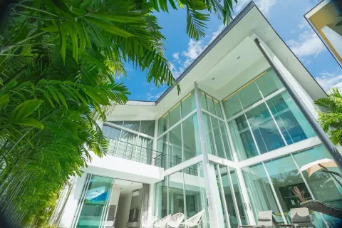 Villa in Phuket, Thailand 4 Schlafzimmer № 137592