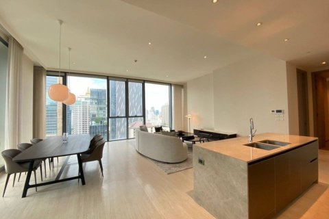 Condo in Bangkok, Thailand, 2 bedrooms № 181237 - photo 2