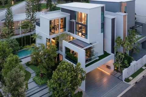บ้านในกรุงเทพฯ, ประเทศไทย 4 ห้องนอน № 181236