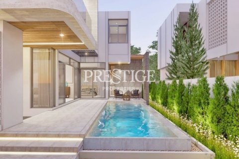House in Pattaya, Thailand 5 bedrooms № 197706 - photo 2