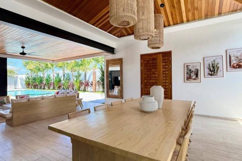 Chalet de 4 dormitorios en Phuket, Tailandia № 172831 - foto 10