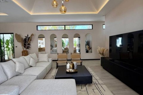Chalet de 4 dormitorios en Phuket, Tailandia № 172831 - foto 3