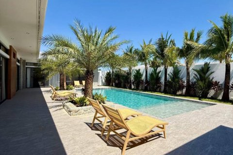 Villa in Phuket, Thailand 4 Schlafzimmer № 172831