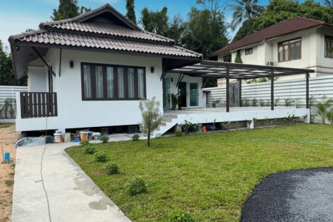 Chalet de 2 dormitorios en Surat Thani, Tailandia № 172835 - foto 2