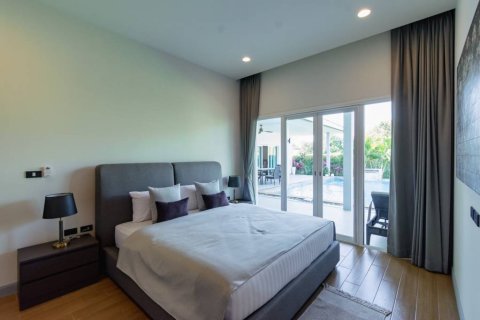 Chalet de 3 dormitorios en Hua Hin, Tailandia № 172833 - foto 10
