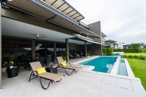 Chalet de 4 dormitorios en Hua Hin, Tailandia № 114066 - foto 4