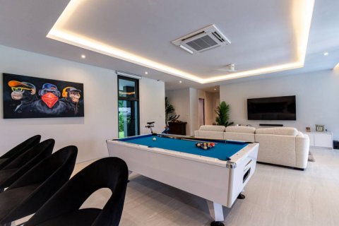 Chalet de 4 dormitorios en Hua Hin, Tailandia № 114066 - foto 9