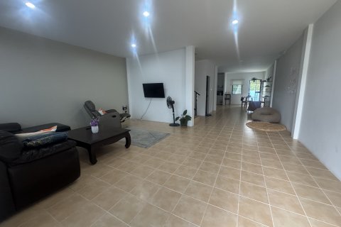 Haus in Phuket, Thailand 3 Schlafzimmer № 135609 - Foto 27