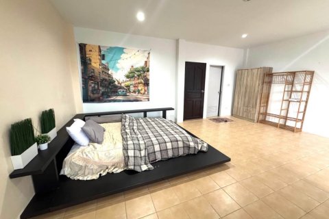 Haus in Phuket, Thailand 3 Schlafzimmer № 135609 - Foto 28