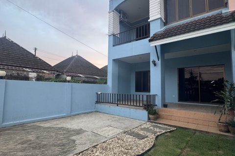 Haus in Phuket, Thailand 3 Schlafzimmer № 135609 - Foto 18