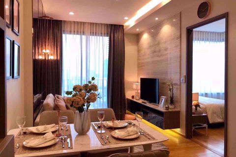 Condominio de 1 dormitorio en Khlong Toei, Bangkok, Tailandia № 57612 - foto 3