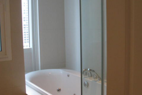 Condominio de 2 dormitorios en Pathum Wan, Bangkok, Tailandia № 57614 - foto 9
