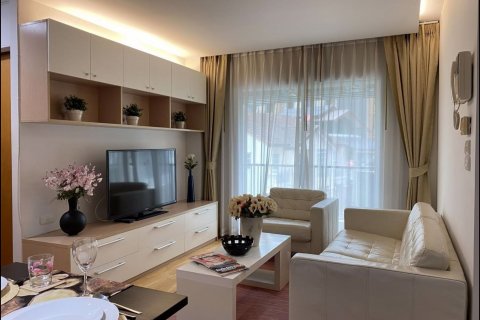 Condominio de 3 dormitorios en Phra Khanong, Bangkok, Tailandia № 47874