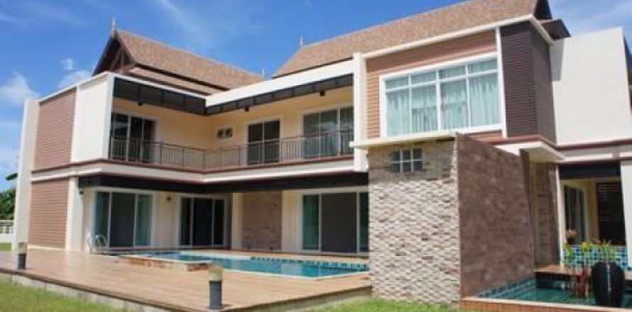 Chalet de 3 dormitorios en Chalong, Tailandia № 202514