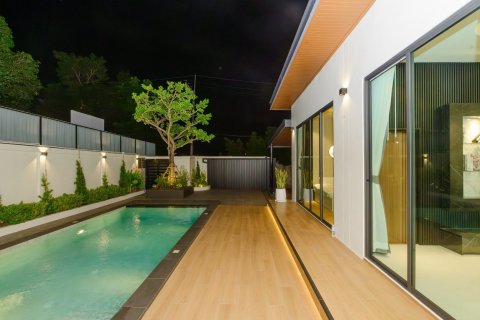 Casa de 3 dormitorios en Pattaya, Tailandia № 152297 - foto 6
