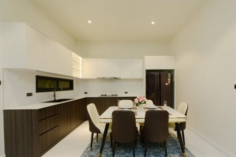 Casa de 3 dormitorios en Pattaya, Tailandia № 152297 - foto 13