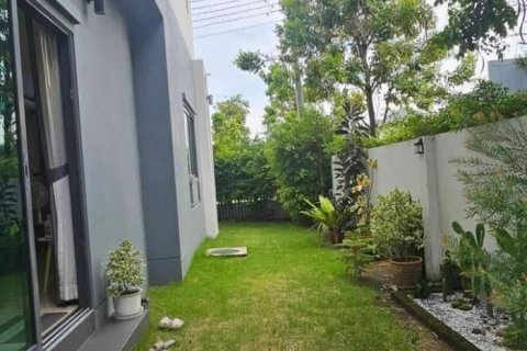 Casa de 3 dormitorios en Pattaya, Tailandia № 152295 - foto 15