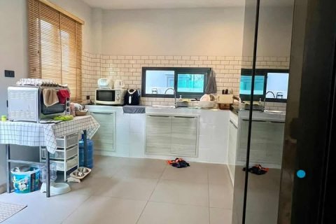 Casa de 3 dormitorios en Pattaya, Tailandia № 152295 - foto 5