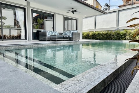 Haus in Pattaya, Thailand 4 Schlafzimmer № 152298 - Foto 3