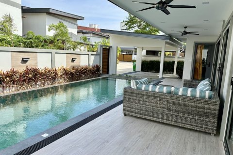 Haus in Pattaya, Thailand 4 Schlafzimmer № 152298 - Foto 12