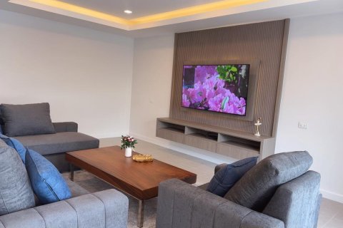 Haus in Pattaya, Thailand 4 Schlafzimmer № 152298 - Foto 10