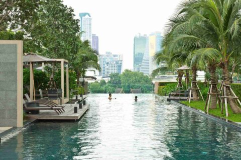 Condominio de 2 dormitorios en Thonburi, Bangkok, Tailandia № 183133 - foto 14