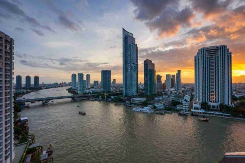 Condominio de 2 dormitorios en Thonburi, Bangkok, Tailandia № 183133 - foto 13