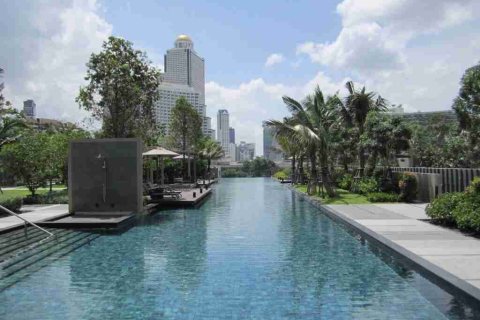 Condominio de 2 dormitorios en Thonburi, Bangkok, Tailandia № 183133 - foto 8