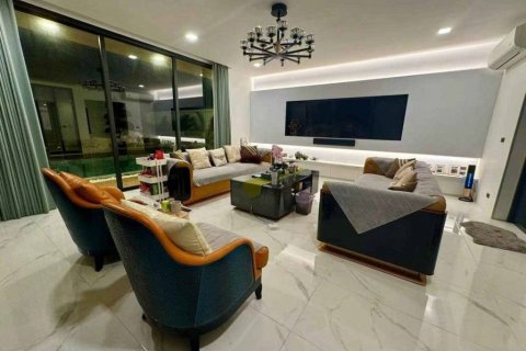 Villa in Phuket, Thailand 7 Schlafzimmer № 114052 - Foto 5