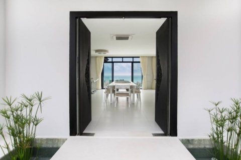 Chalet de 3 dormitorios en Surat Thani, Tailandia № 114053 - foto 10
