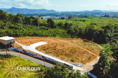 Villa in Ko Kaeo, Thailand 3 bedrooms № 179370 - photo 13