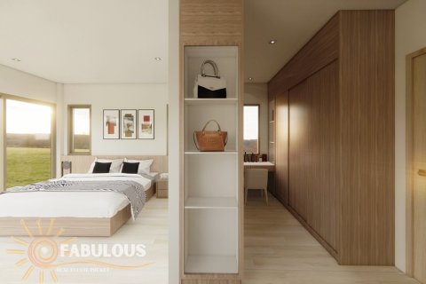Villa in Ko Kaeo, Thailand 3 bedrooms № 179370 - photo 12