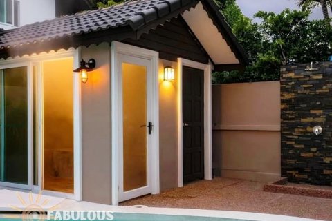 Chalet de 5 dormitorios en Rawai, Tailandia № 179369 - foto 14