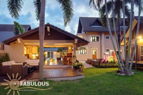 Chalet de 5 dormitorios en Rawai, Tailandia № 179369 - foto 7