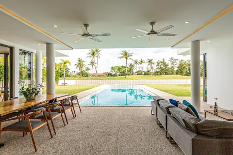 Chalet de 4 dormitorios en Bang Tao, Tailandia № 190654 - foto 15