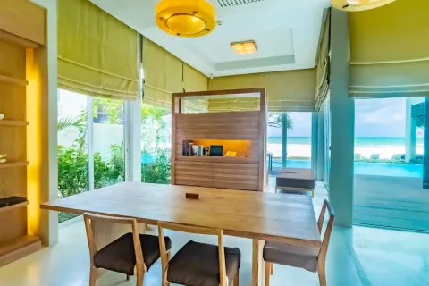Chalet de 3 dormitorios en Phang Nga, Tailandia № 190649 - foto 11
