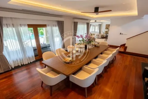 Chalet de 7 dormitorios en Layan Beach, Tailandia № 190650 - foto 3