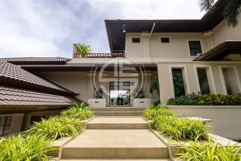Chalet de 7 dormitorios en Layan Beach, Tailandia № 190650 - foto 21