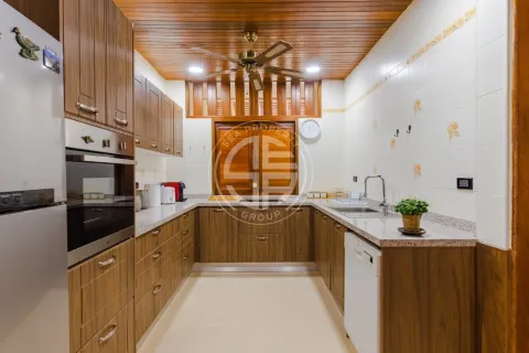 Chalet de 4 dormitorios en Ko Samui, Tailandia № 190653 - foto 13