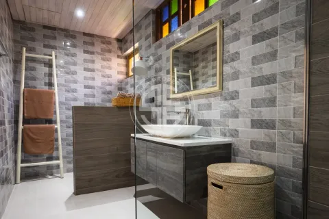 Chalet de 4 dormitorios en Ko Samui, Tailandia № 190653 - foto 11