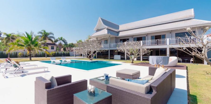 Casa de 4 dormitorios en Hua Hin, Tailandia № 161441