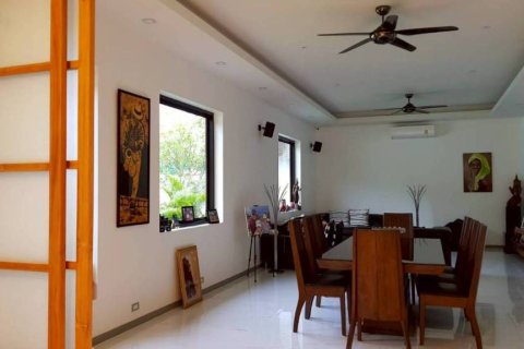 Villa in Pattaya, Thailand 4 Schlafzimmer № 161443 - Foto 3