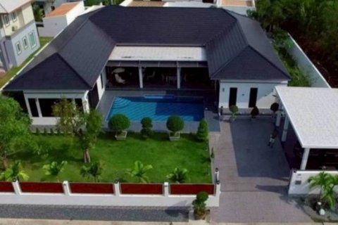 Villa in Pattaya, Thailand 4 Schlafzimmer № 161443