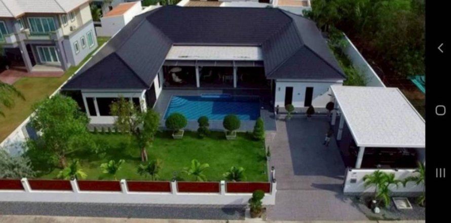 Villa in Pattaya, Thailand 4 Schlafzimmer № 161443