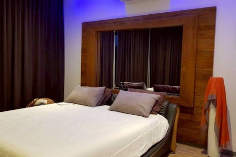 Villa in Pattaya, Thailand 4 Schlafzimmer № 161443 - Foto 8