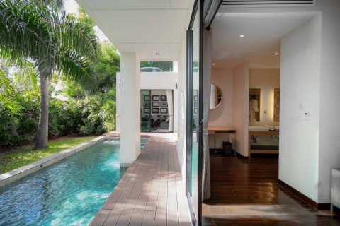 Chalet de 3 dormitorios en Hua Hin, Tailandia № 160154 - foto 7