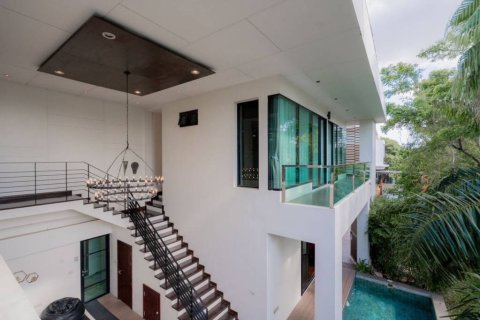 Chalet de 3 dormitorios en Hua Hin, Tailandia № 160154 - foto 4